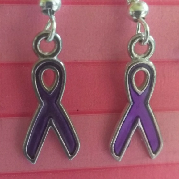 Handmade earrings - Picture 1 of 1